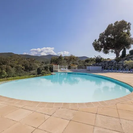 Maison Mitoyenne Vue Wifi Proche L'ile Rousse Apartment *