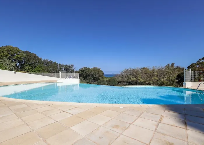 Maison Mitoyenne Vue Wifi Proche L'ile Rousse 公寓