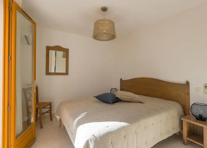 Maison Mitoyenne Vue Wifi Proche L'ile Rousse Appartement Belgodère